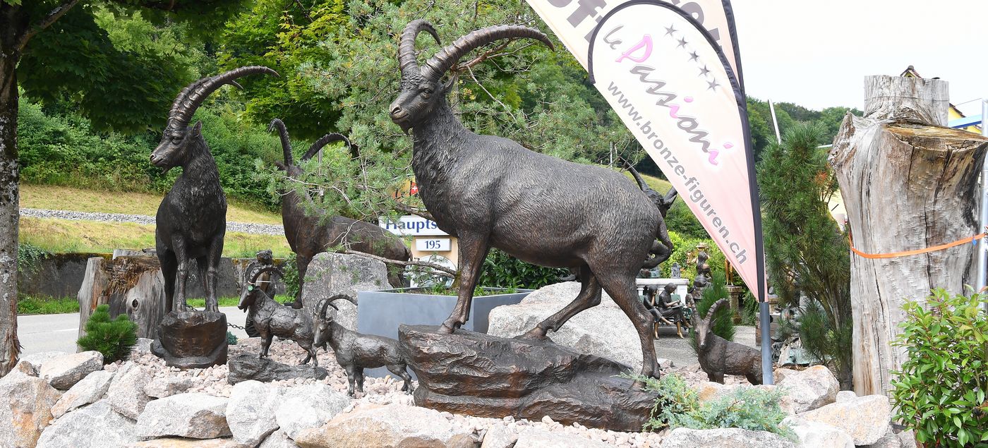 Bronzefigur Steinbock